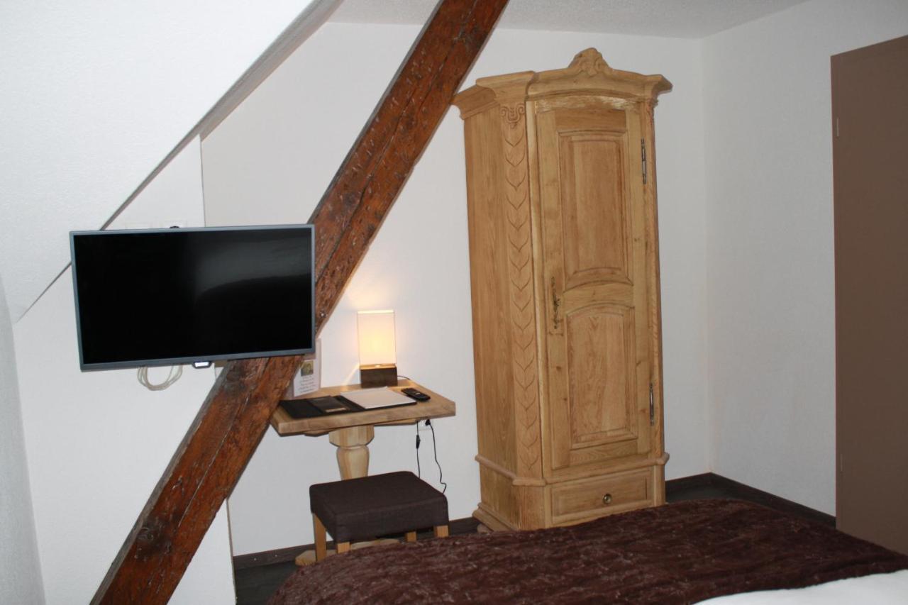 Hotel De La Gare Monthey Exteriör bild