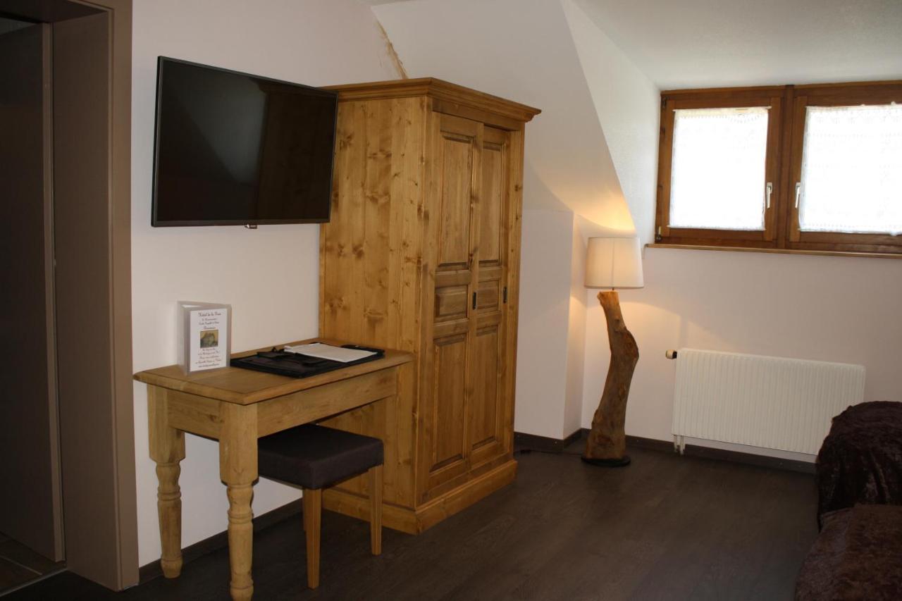 Hotel De La Gare Monthey Exteriör bild