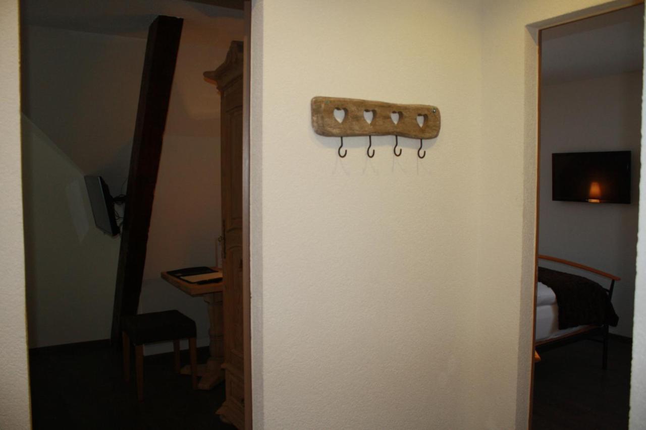 Hotel De La Gare Monthey Exteriör bild